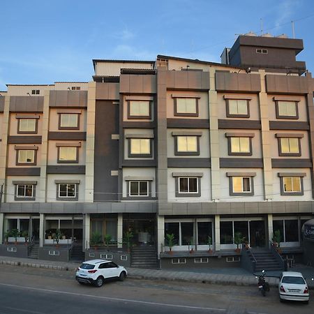 Hotel R Empire Revtree Davanagere Exterior foto