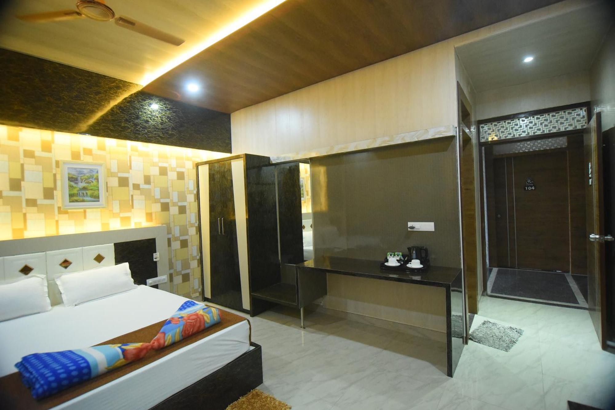 Hotel R Empire Revtree Davanagere Exterior foto