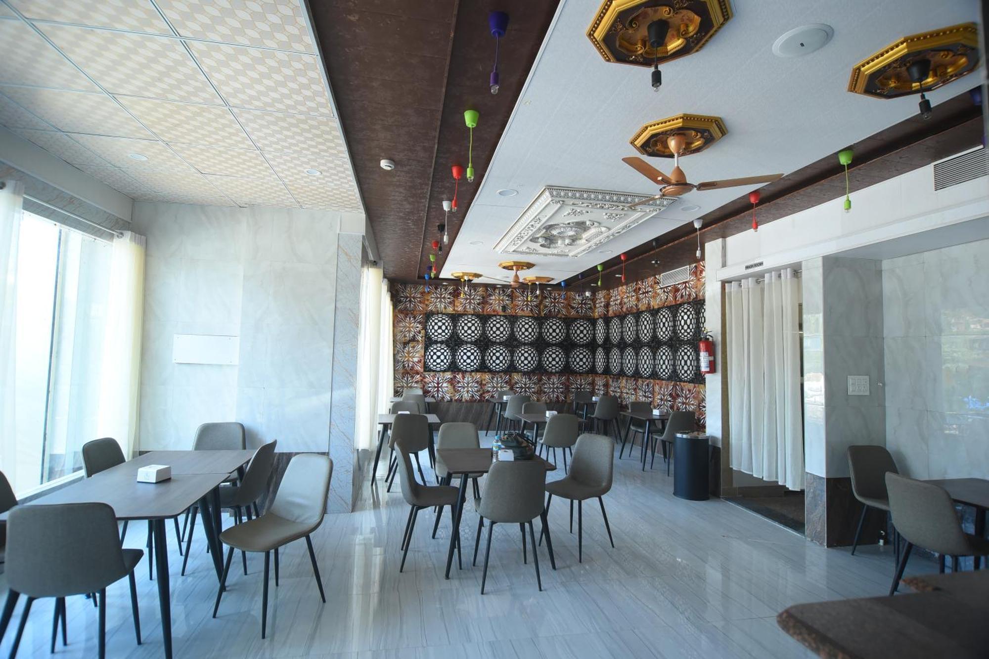 Hotel R Empire Revtree Davanagere Exterior foto