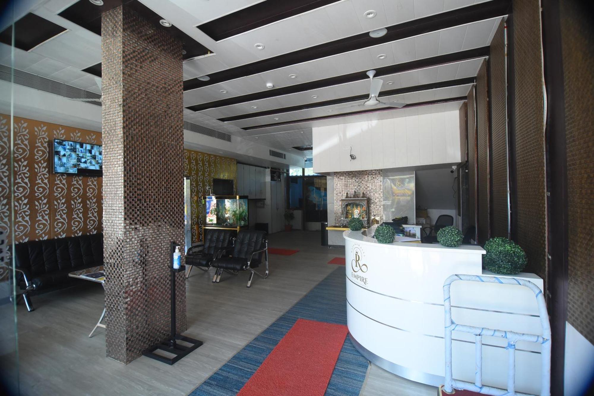 Hotel R Empire Revtree Davanagere Exterior foto