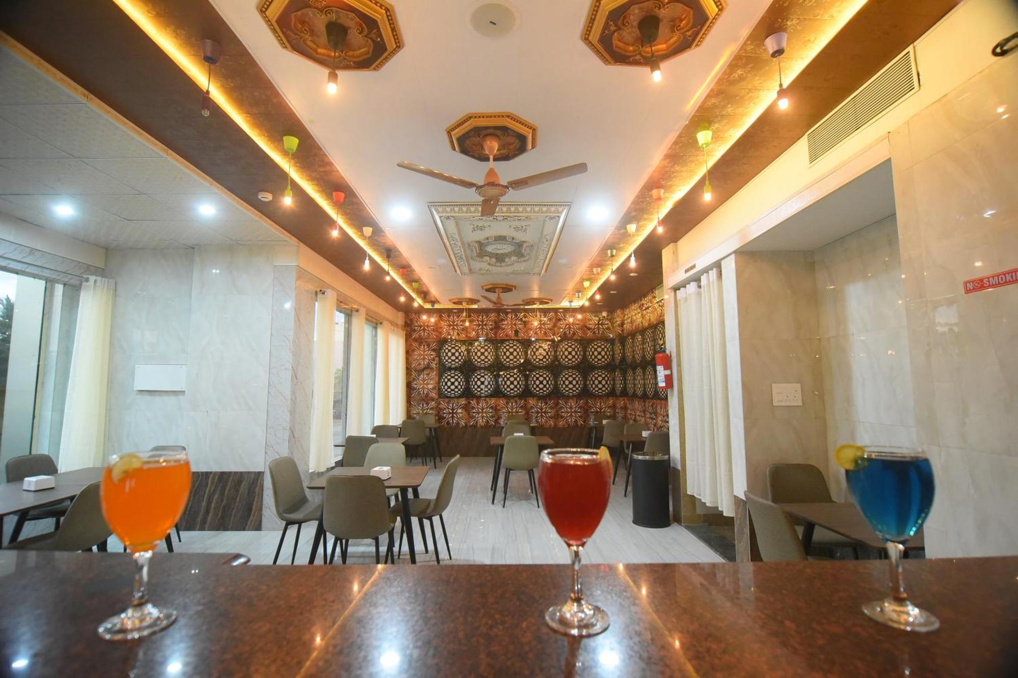Hotel R Empire Revtree Davanagere Exterior foto