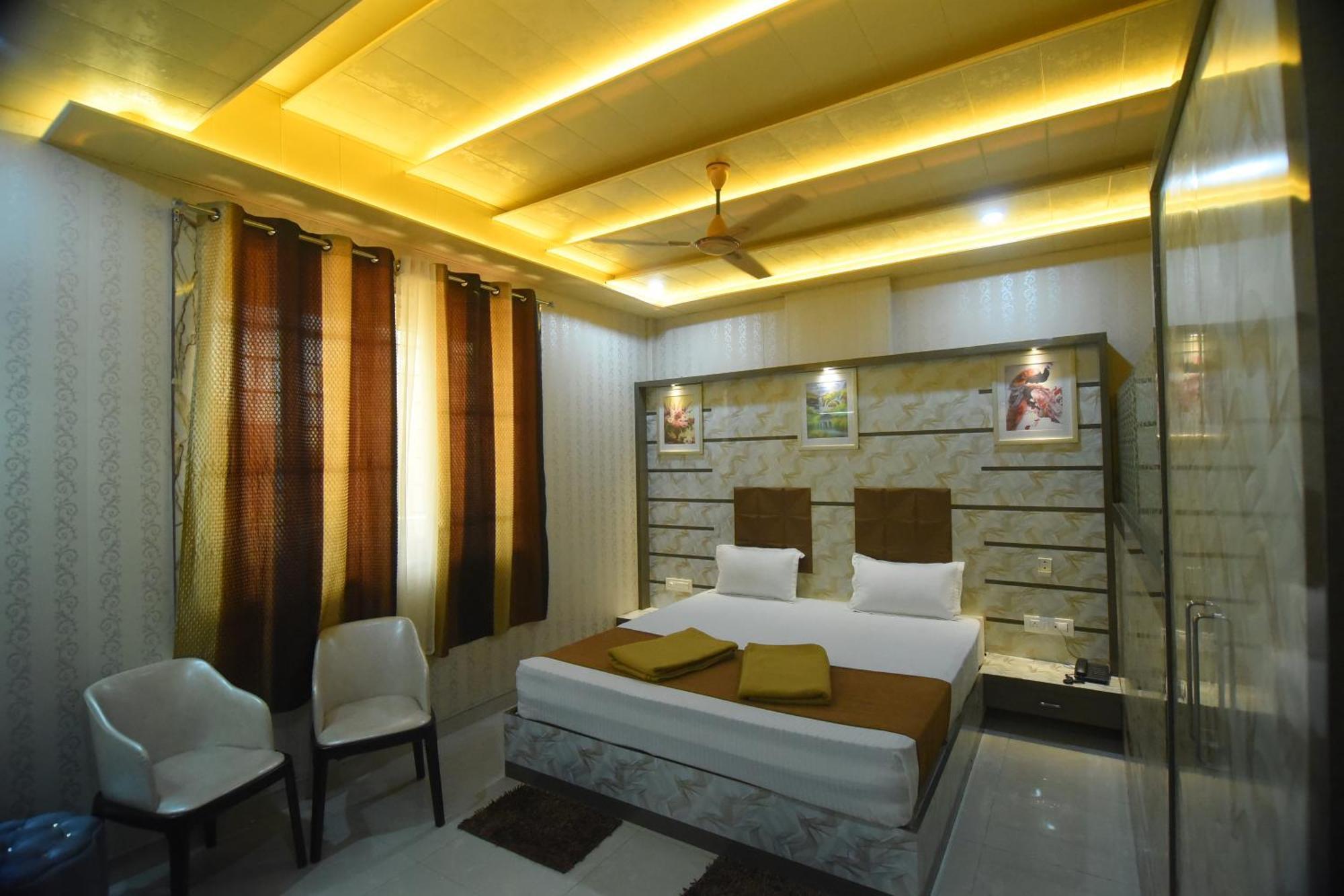 Hotel R Empire Revtree Davanagere Exterior foto